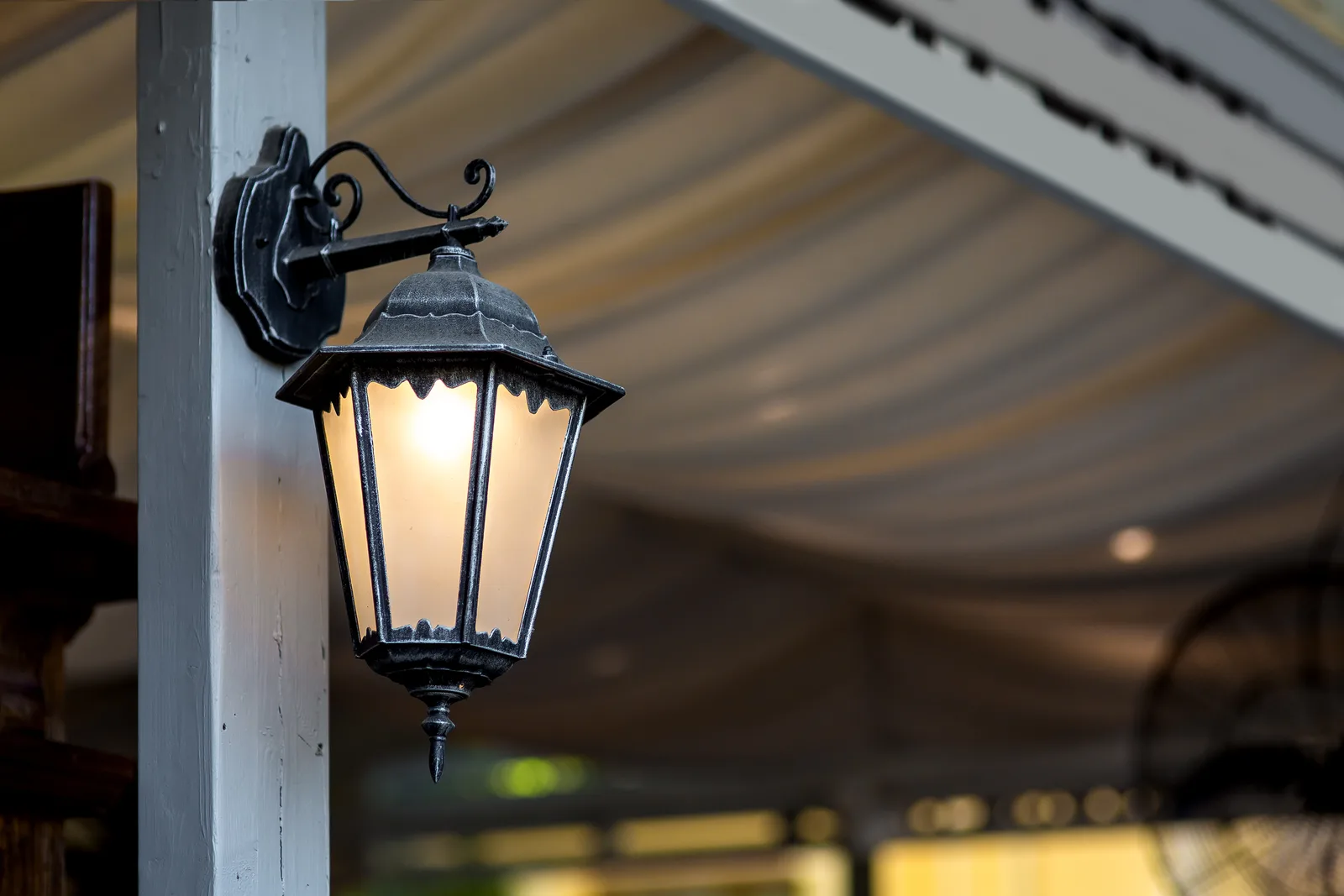 Outdoor lighting install