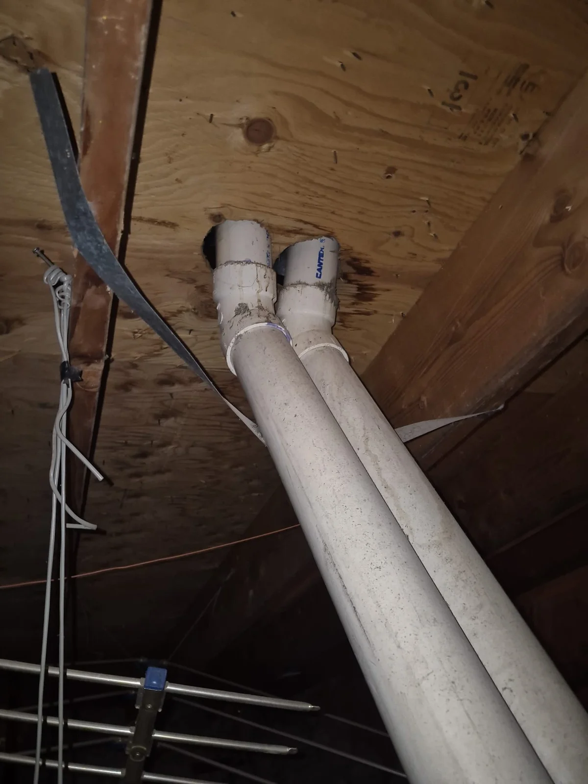 HVAC service technician in Oakley