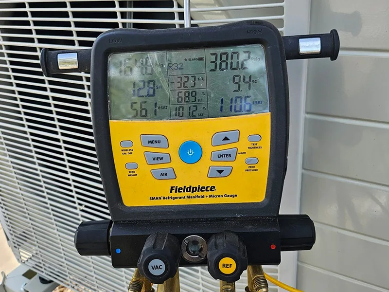 HVAC service technician in Clearfield