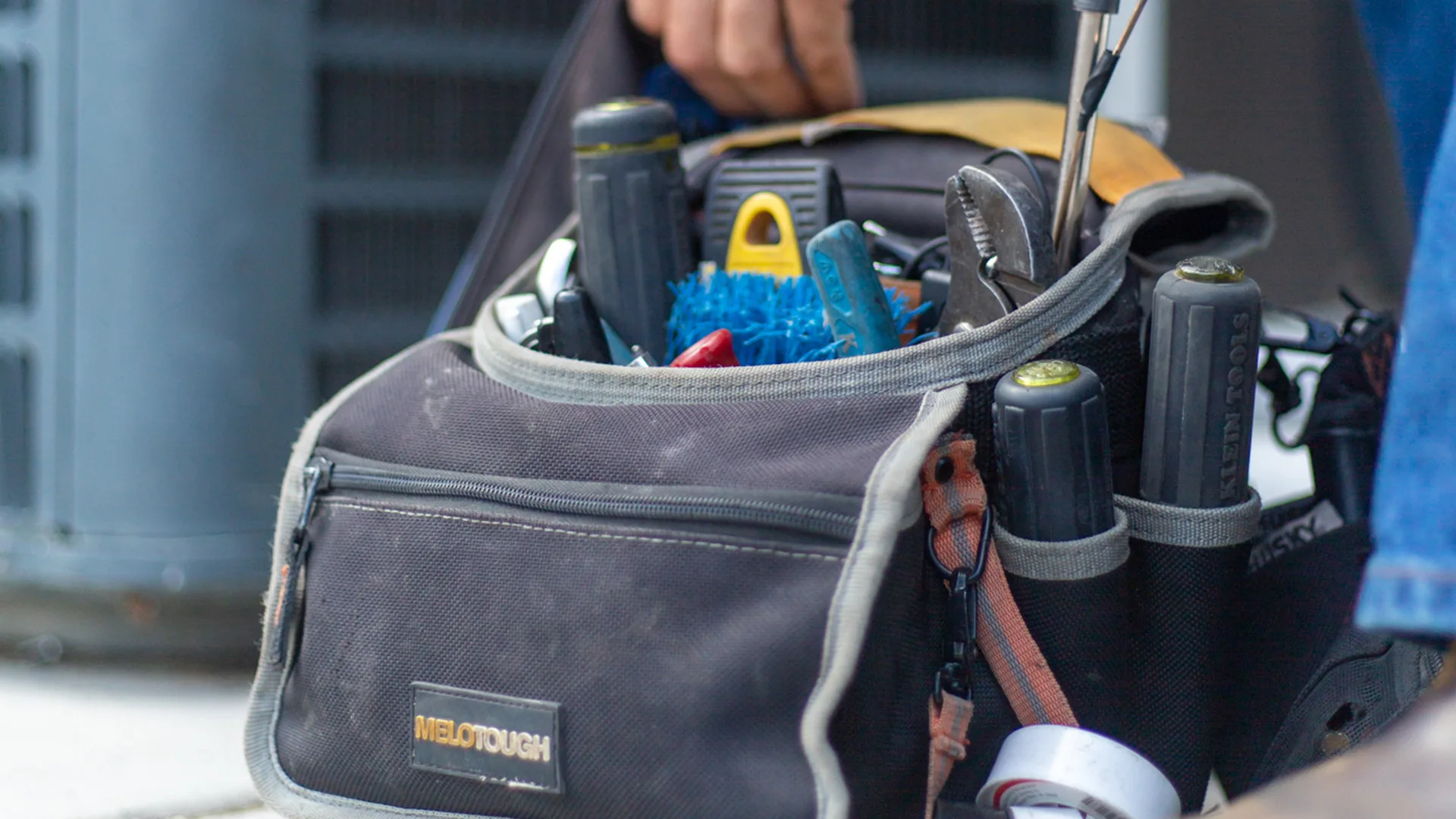 HVAC service technician in Santaquin