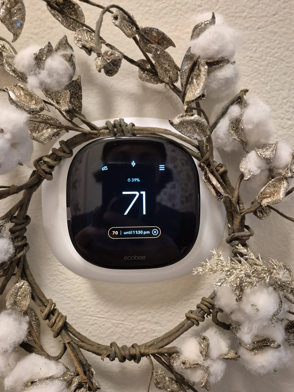 HVAC service technician in Cedar Hills